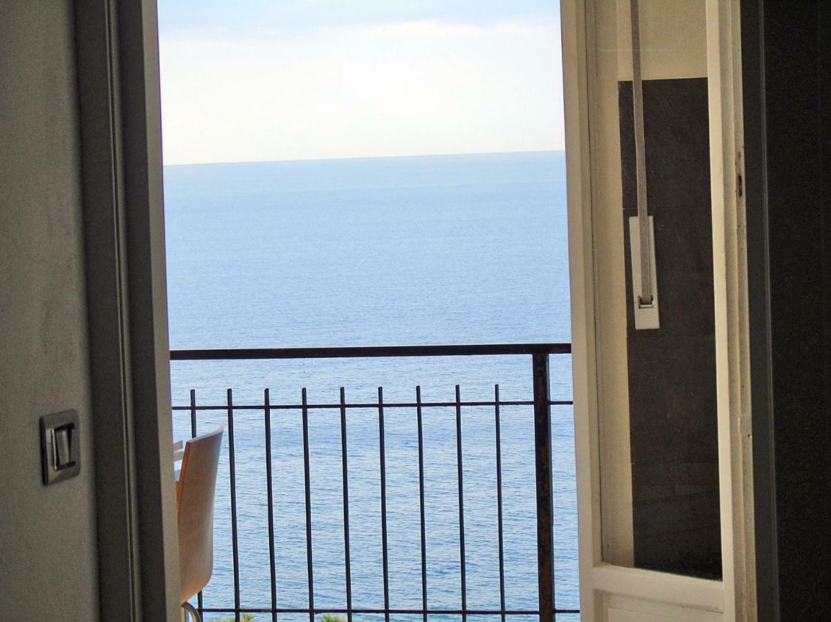 Fiori Sul Mare Apartment Tellaro Exterior photo