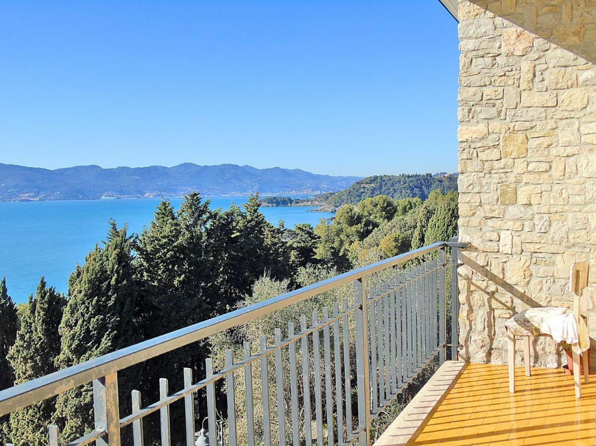 Fiori Sul Mare Apartment Tellaro Exterior photo